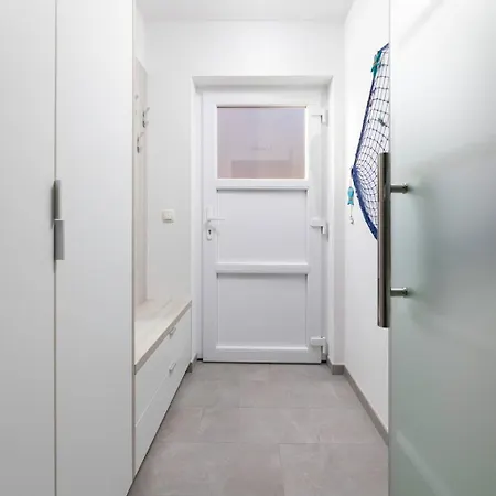 Taja Apartment Cizici