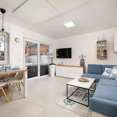 Apartment Taja *
